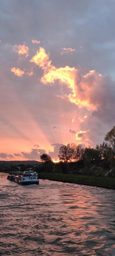Bateau Entre Lille Et Paris Bed and Breakfast Thourotte Εξωτερικό φωτογραφία