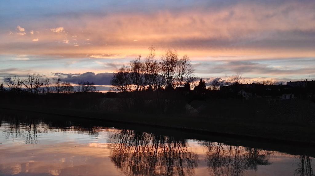 Bateau Entre Lille Et Paris Bed and Breakfast Thourotte Εξωτερικό φωτογραφία